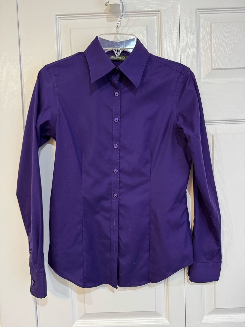 Eddie Bauer Women's Button-Down Shirt in Deep Purple